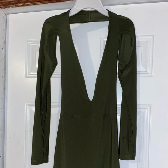 Dress - Picture 5 of 5